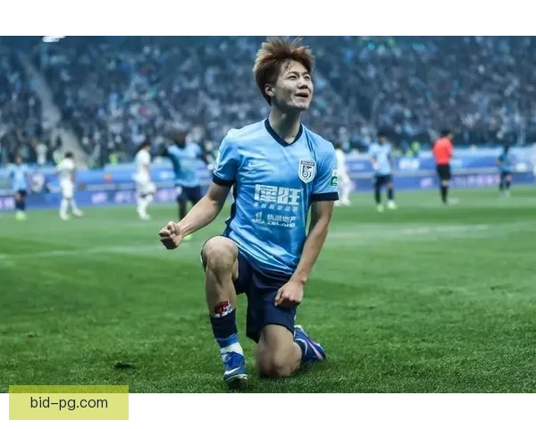 18岁毛伟杰中甲闪耀大连英博横空出世入选国青点燃中国足球希望